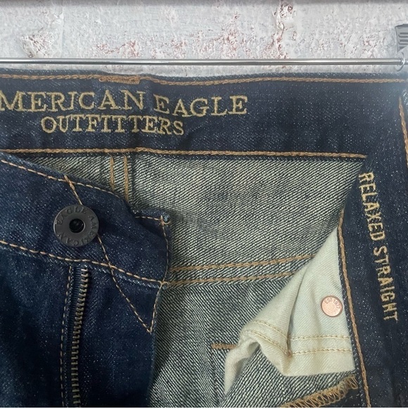 American Eagle Dark Tinted Indigo Relaxed Straight Denim Sz 33x32 - Picture 2 of 5
